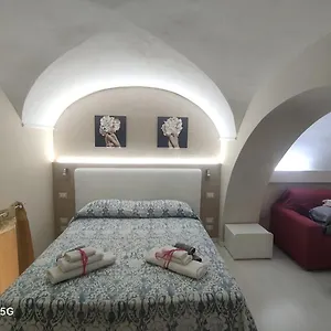 Apartament Center 1, Katania